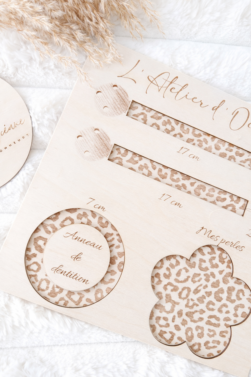 Planche gabarit attache tétine